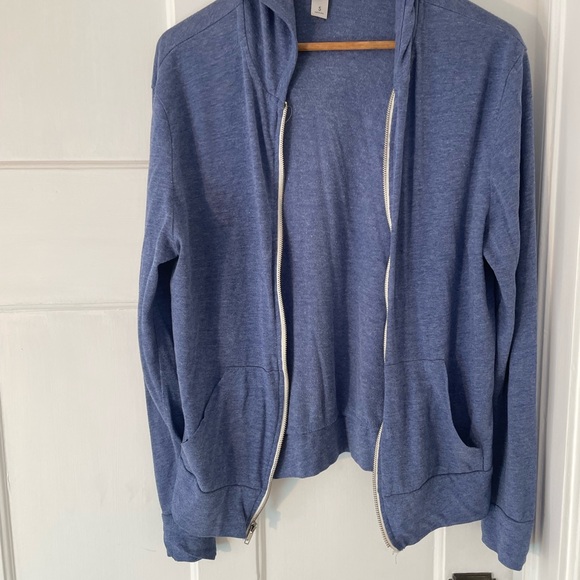 Rarely worn alternative apparel hoodie - Picture 1 of 2